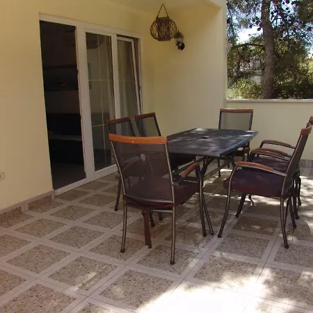 Mihalj Jadrija First Floor *